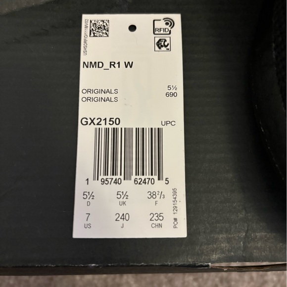 *Almost new* Adidas NMD_R1 Black Solar Pink 7 Women’s - Picture 5 of 14